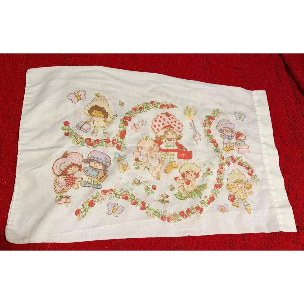 Vintage Strawberry Shortcake Pillowcase 1980s Characters Bedding White Cotton